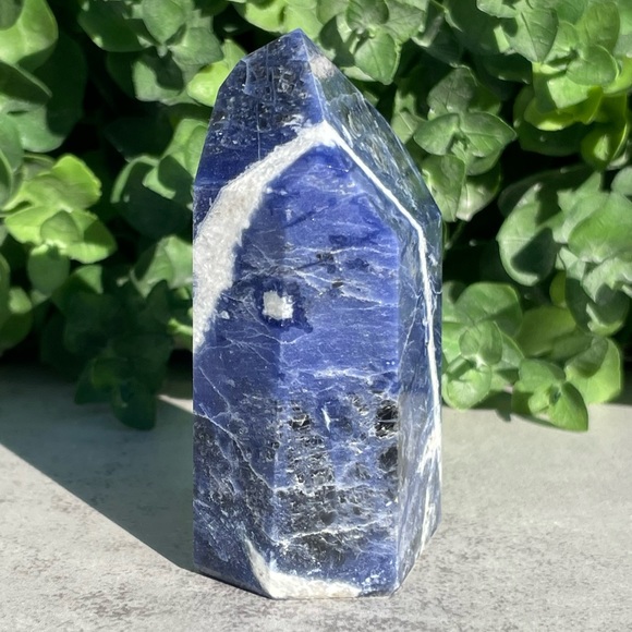 Sodalite Crystal Tower - Picture 5 of 17